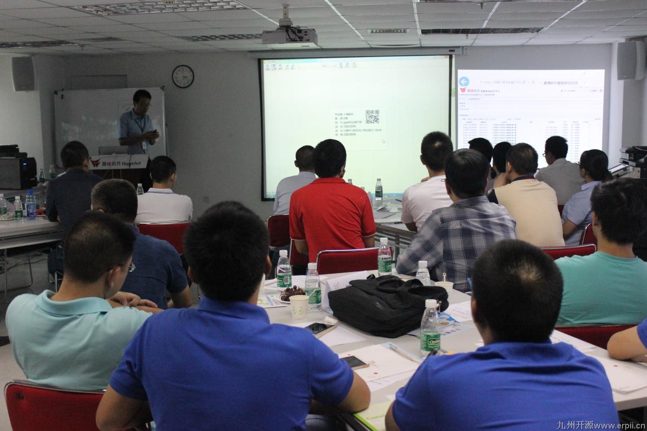 齐聚鼎捷，为探索“智物流”精髓而来